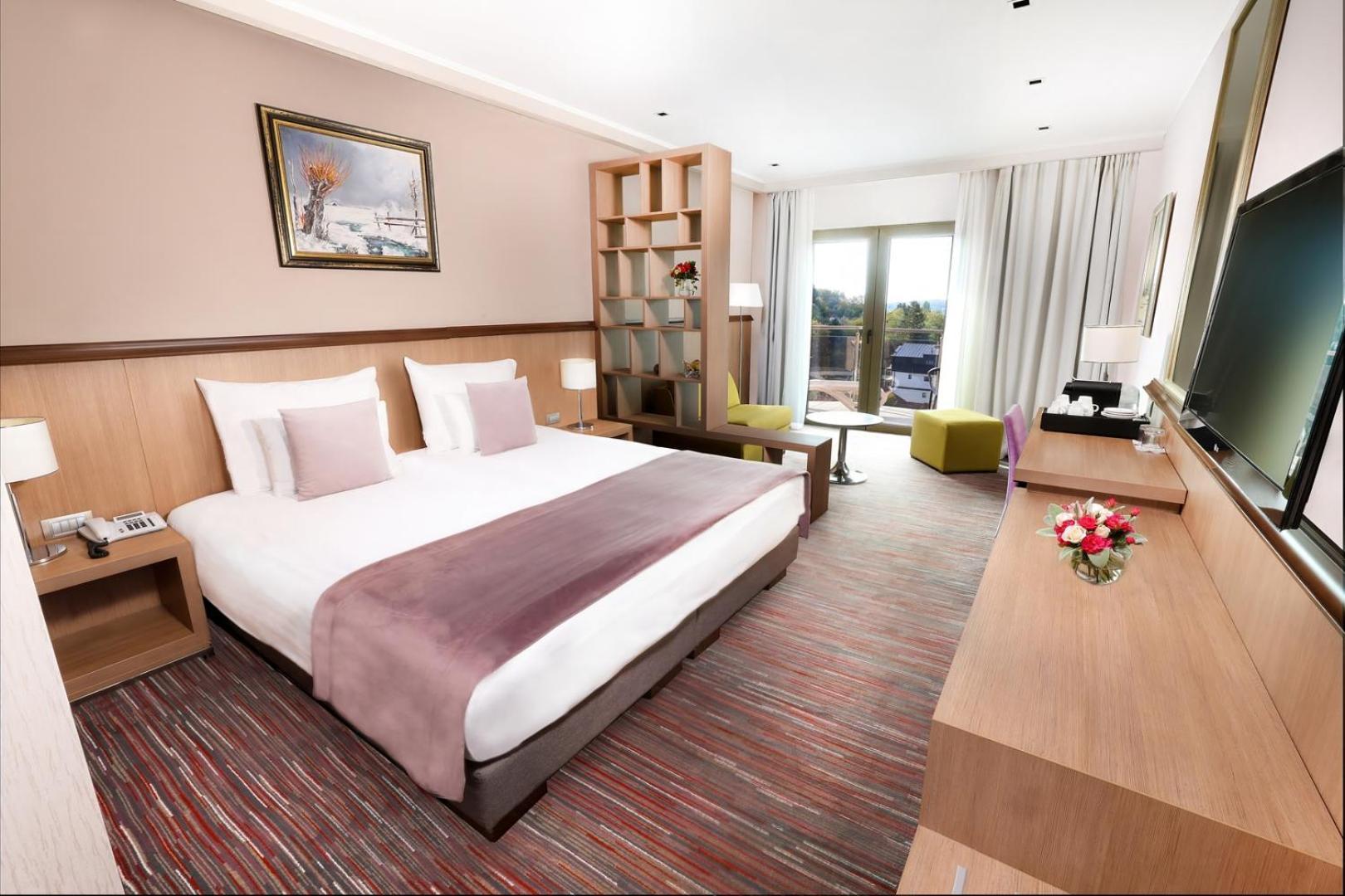 Hotel Premier Aqua - Adults Only فردنيك الغرفة الصورة A typical hotel room